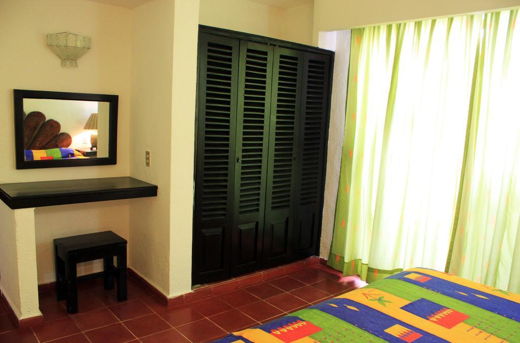 Suites Plaza Del Rio - Family Hotel Malecon Centro Puerto Vallarta Bagian luar foto